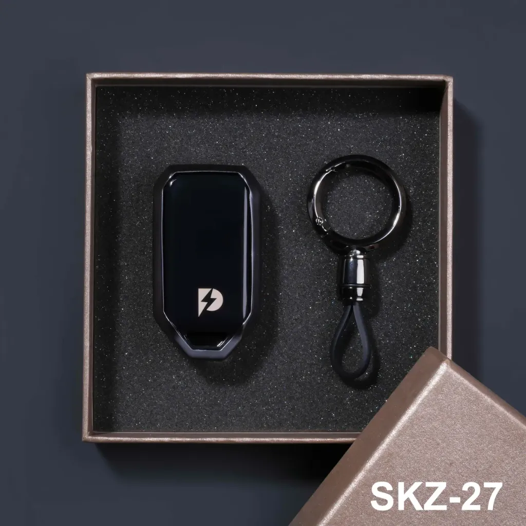 PREMIUM TPU CAR KEY COVER AND METAL KEYCHAIN ( PV MAX )